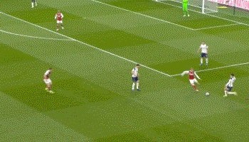 开云体育登录-【英超】拉梅拉头筹染红 两队3中框 阿森纳2比1热刺