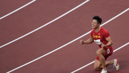 开云体育中国-东奥中国5大惊喜：汪顺200混夺金 苏炳添飚出9秒83