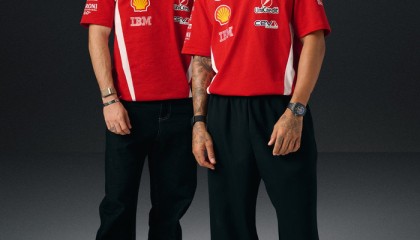 开云体育入口-法拉利发布2026赛季F1车队队服|夏尔·勒克莱尔_新浪体育_新浪新闻