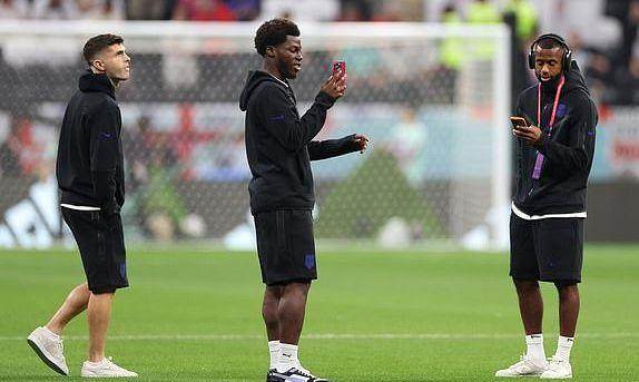 1669400285967067573.jpg 1669399025300_lc_galleryImage_AL.jpg