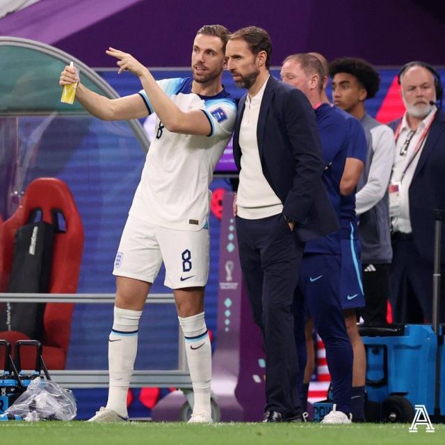 1669409066907062157.jpg Fib8BF0XoAUfyuJ.jpg